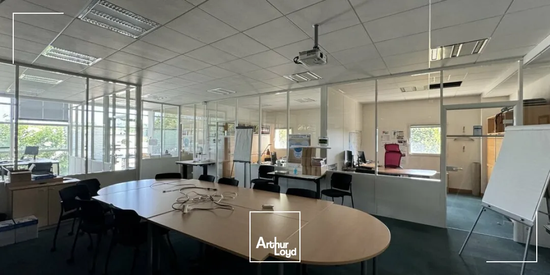Bureaux - Location - CHAURAY - 79180 - 240-240 - 7911778