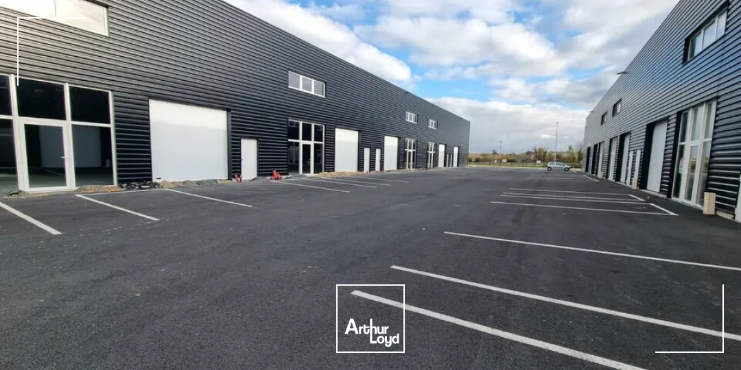 Locaux d'activité & Entrepôts - Location - POITIERS - 86000 - 1464-1464 - 7911795