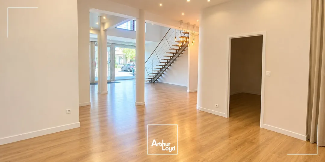 Locaux commerciaux - Location - SAINT MITRE LES REMPARTS - 13920 - 150-150 - 7911882