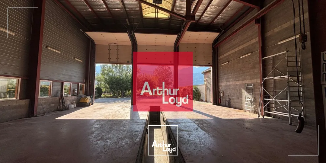 Locaux d'activité & Entrepôts - Location - LUMBIN - 38660 - 400-400 - 7911963