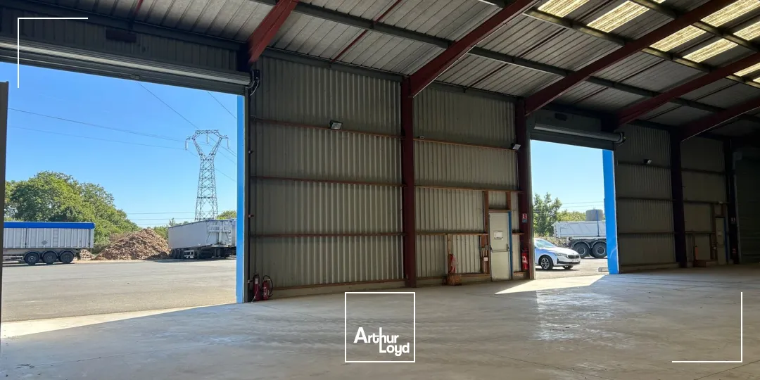 Locaux d'activité & Entrepôts - Location - PRINQUIAU - 44260 - 1125-1125 - 7912106