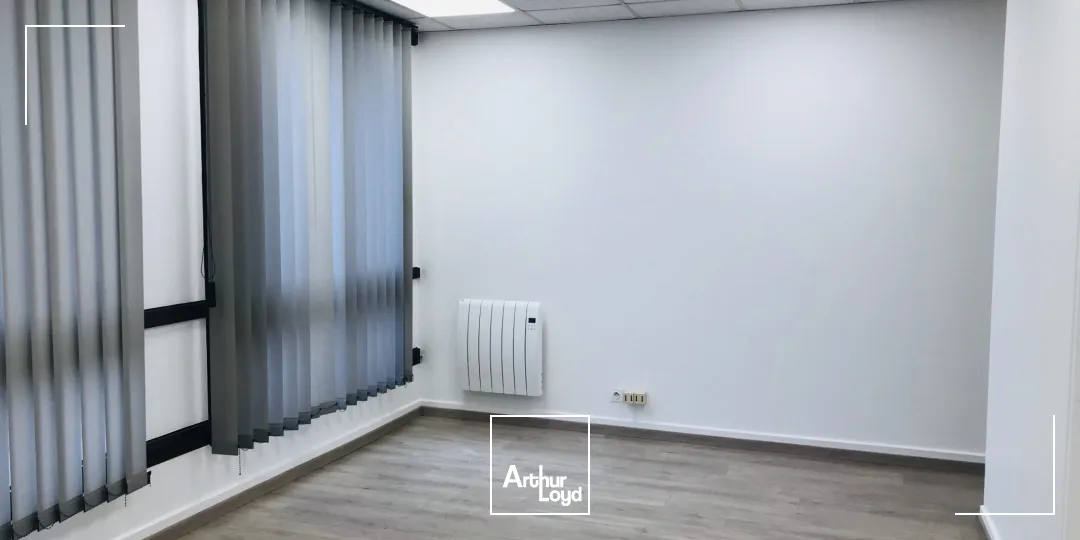 Bureaux - Location - SAINT NAZAIRE - 44600 - 16-77 - 7912129