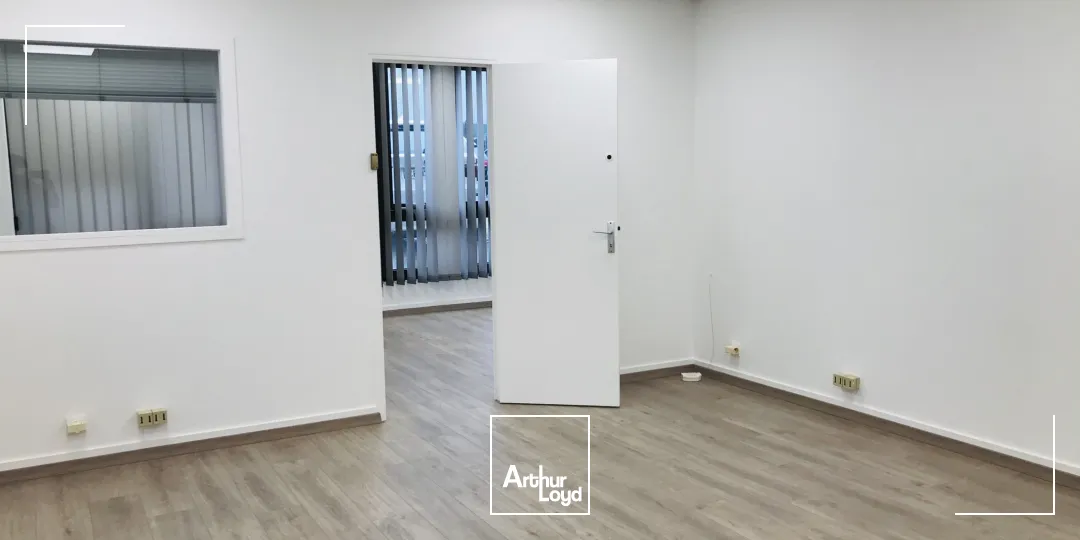 Bureaux - Location - SAINT NAZAIRE - 44600 - 16-77 - 7912128