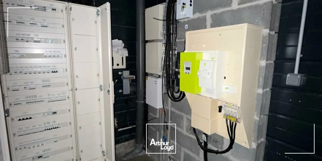 Locaux commerciaux - Location - ISSOIRE - 63500 - 750-750 - 7912592