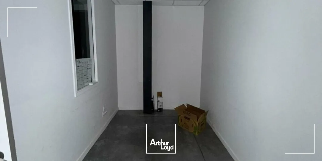 Locaux commerciaux - Location - ISSOIRE - 63500 - 750-750 - 7912593