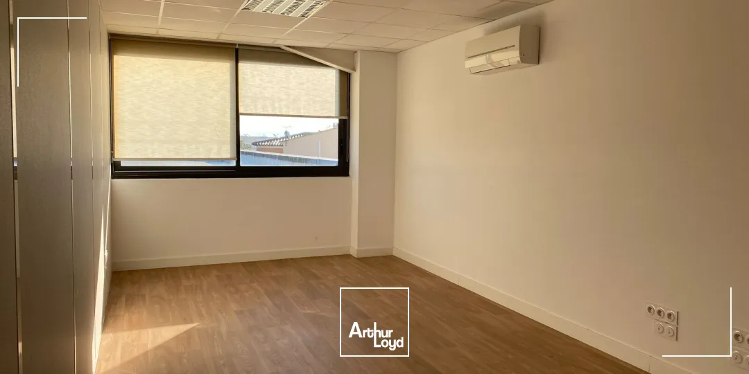 Locaux d'activité & Entrepôts - Location - AIX EN PROVENCE - 13100 - 993.5-993.5 - 7912703