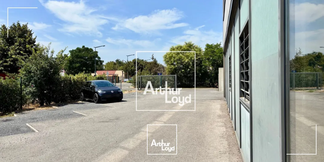 Locaux d'activité & Entrepôts - Location - FABREGUES - 34690 - 160-773 - 7912725