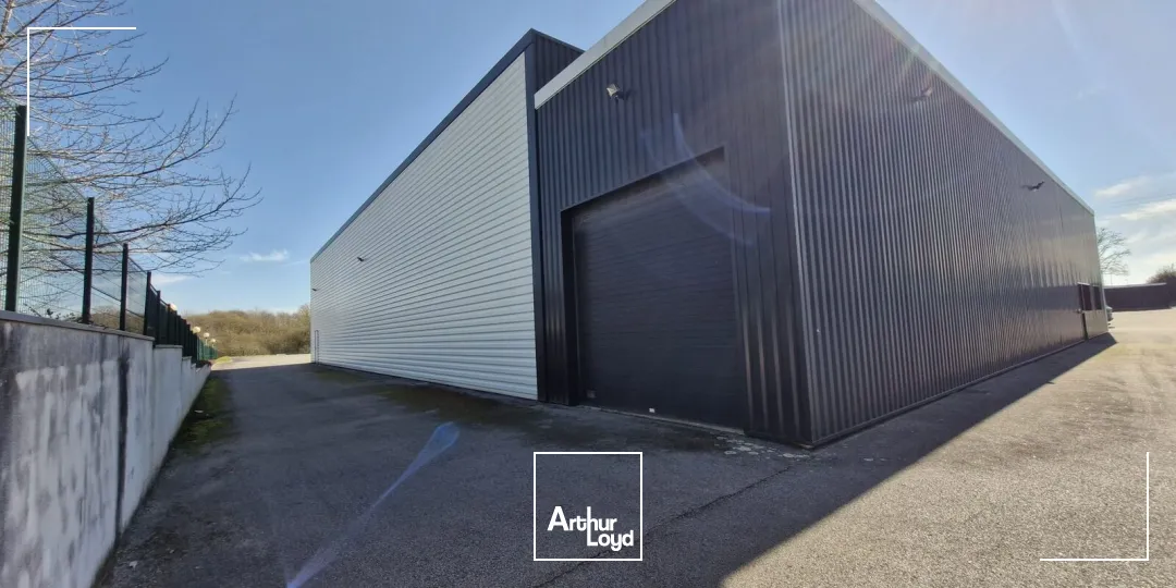 Locaux d'activité & Entrepôts - Location - VANNES - 56000 - 820-820 - 7912811