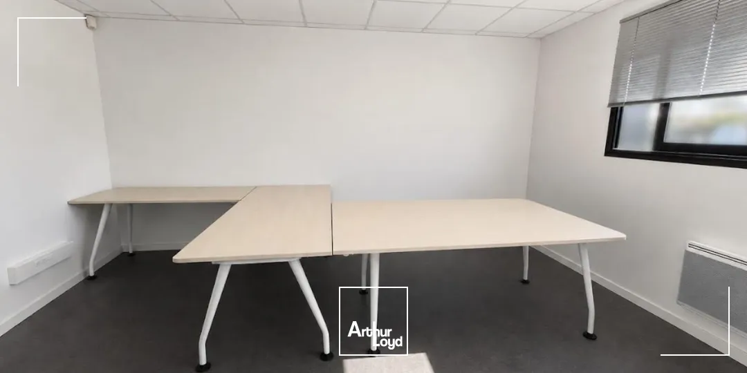 Locaux d'activité & Entrepôts - Location - VANNES - 56000 - 820-820 - 7912810