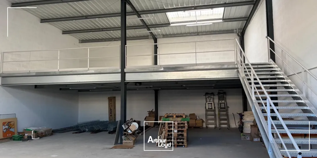 Locaux d'activité & Entrepôts - Location - ACHERES - 78260 - 292-5871 - 7913098