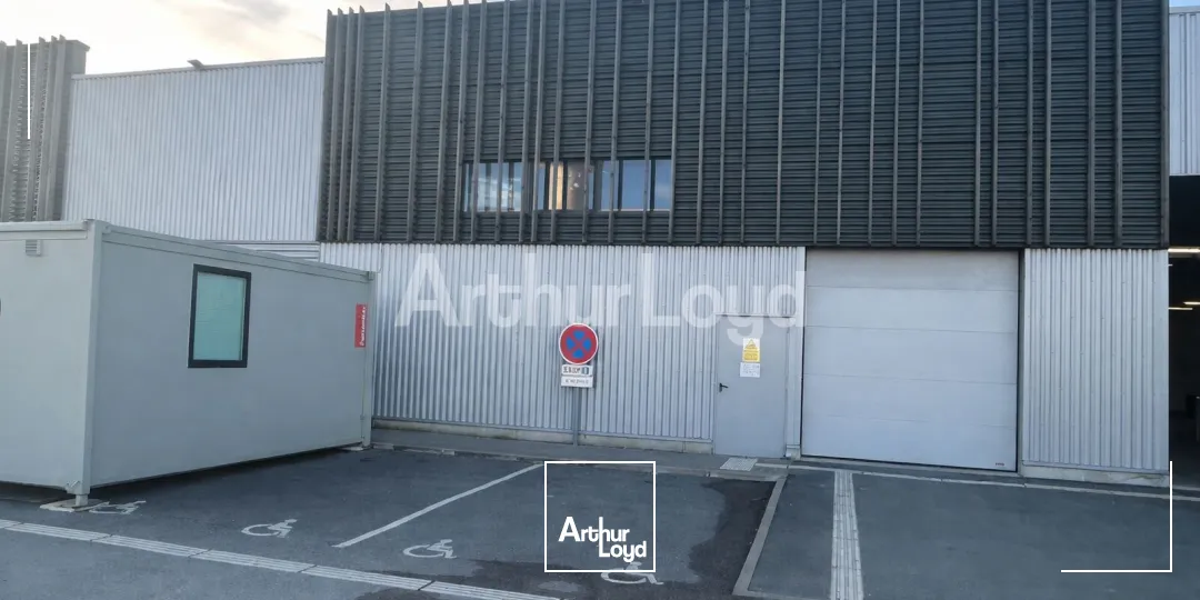 Locaux d'activité & Entrepôts - Location - CROIX - 59170 - 410-410 - 7913225