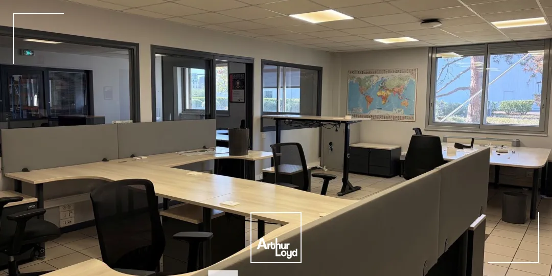 Locaux d'activité & Entrepôts - Vente - CHASSIEU - 69680 - 4635-4635 - 7913308