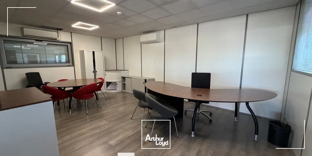 Locaux d'activité & Entrepôts - Vente - CHASSIEU - 69680 - 4635-4635 - 7913309