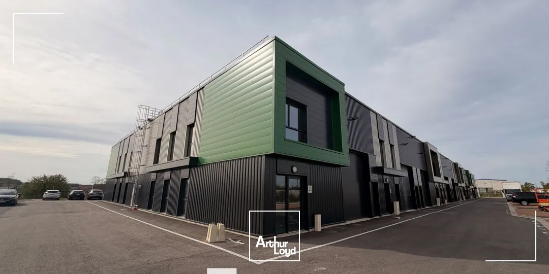 Locaux d'activité & Entrepôts - Location - VILLETTE D'ANTHON - 38280 - 218.18-2923.97 - 7913318