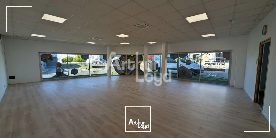 Locaux commerciaux - Location - MONTGERMONT - 35760 - 470-470 - 7914616