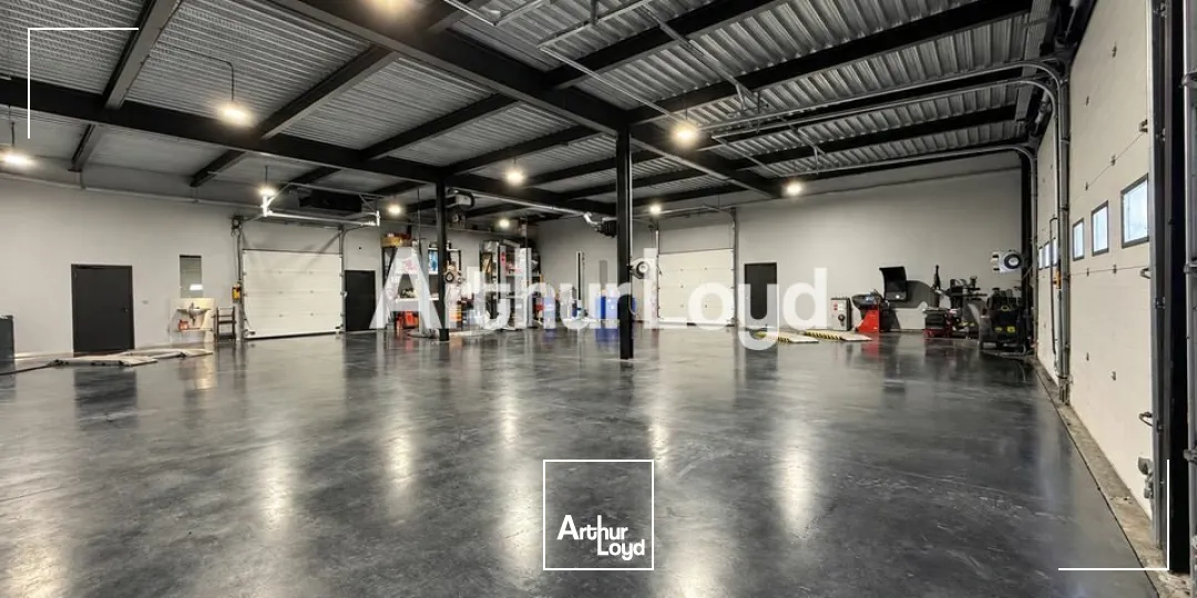 Locaux commerciaux - Location - CHAMBRAY LES TOURS - 37170 - 2306-2306 - 7914656