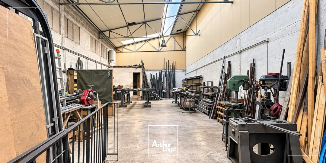 Locaux d'activité & Entrepôts - Location - VENELLES - 13770 - 170-170 - 7914700