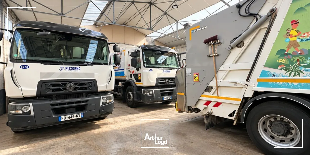 Locaux d'activité & Entrepôts - Location - VENELLES - 13770 - 330-330 - 7914696