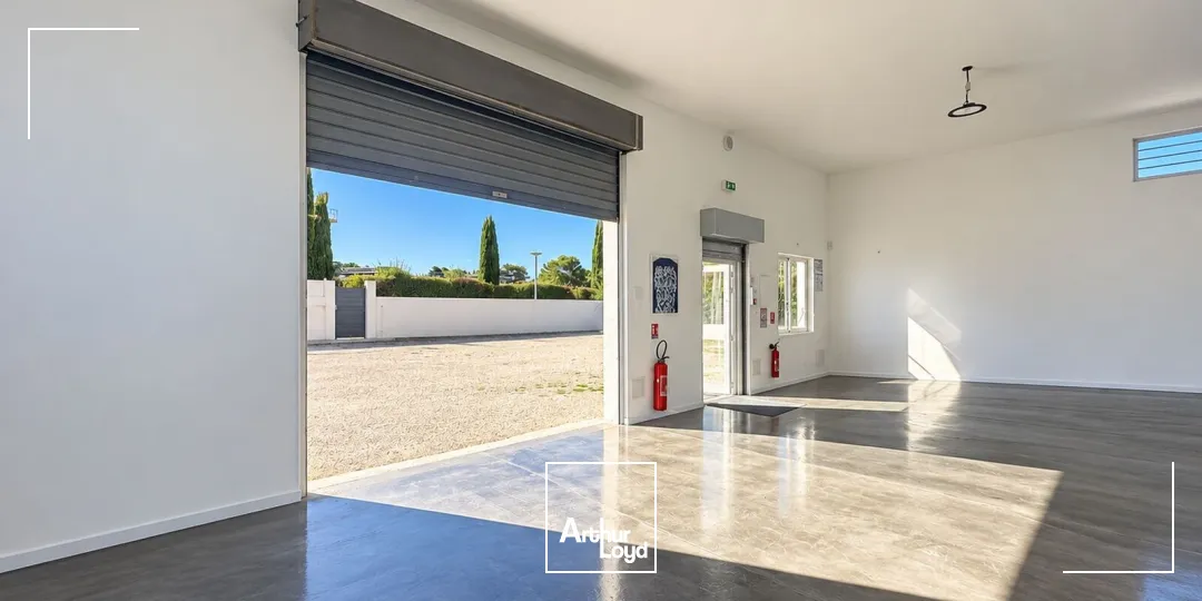 Locaux d'activité & Entrepôts - Location - SAINT CANNAT - 13760 - 140-140 - 7914703