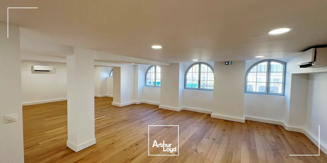 Bureaux - Vente - MARSEILLE - 13001 - 100.68-100.68 - 7915038