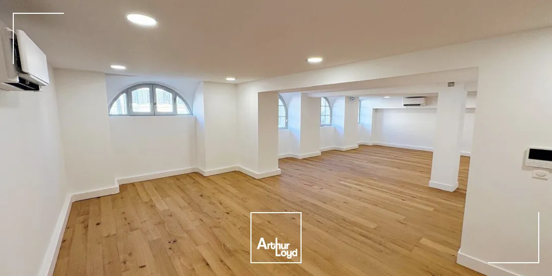 Bureaux - Vente - MARSEILLE - 13001 - 100.68-100.68 - 7915039