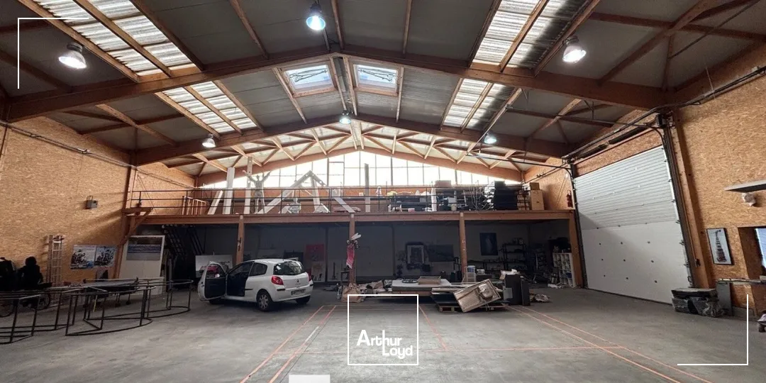 Locaux d'activité & Entrepôts - Vente - CHAPONOST - 69630 - 1300-1300 - 7915410