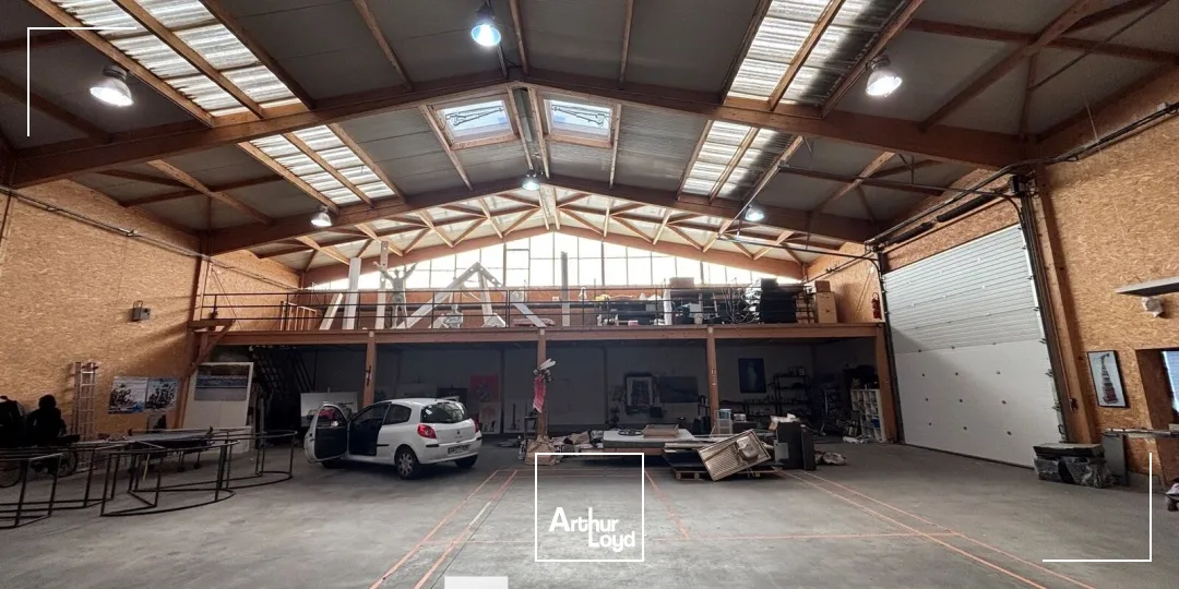 Locaux d'activité & Entrepôts - Vente - CHAPONOST - 69630 - 1300-1300 - 7915408