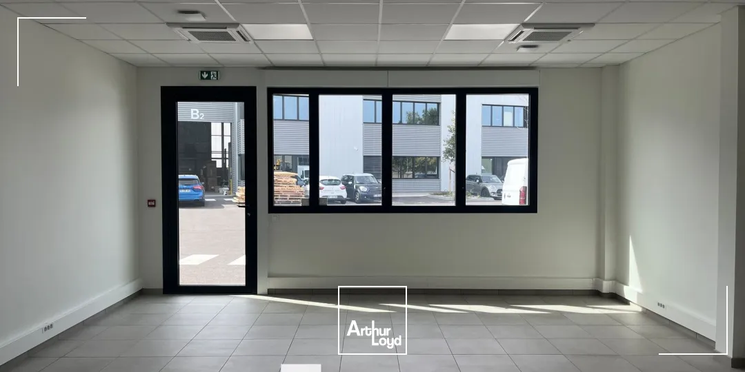 Locaux d'activité & Entrepôts - Location - OULLINS-PIERRE-BÉNITE - 69310 - 323-323 - 7915427