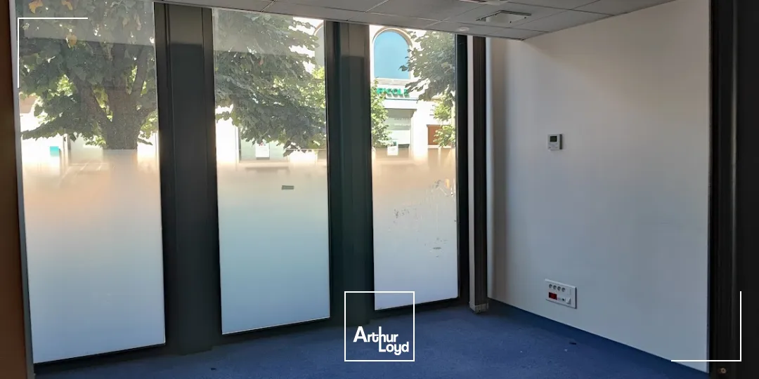 Locaux commerciaux - Location - LIMOGES - 87000 - 535-535 - 7915528