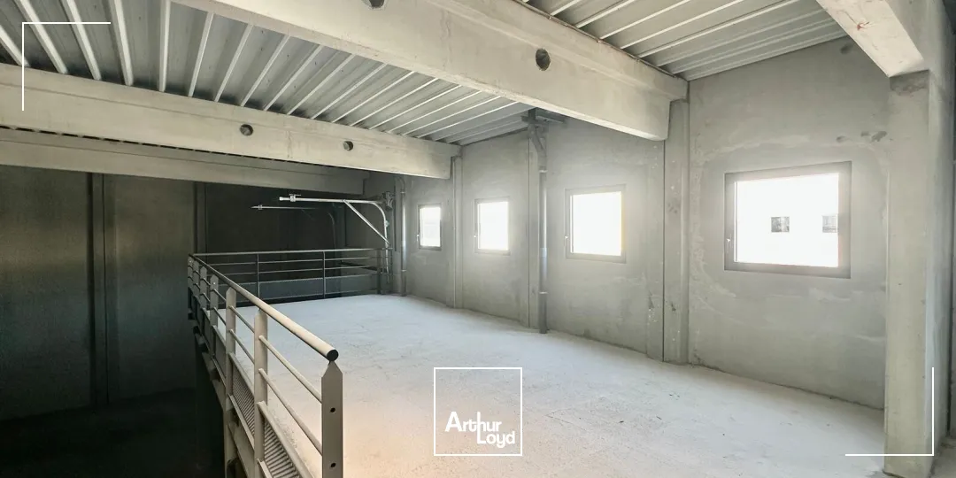 Locaux d'activité & Entrepôts - Location - LES PENNES MIRABEAU - 13170 - 198.04-603.67 - 7915884