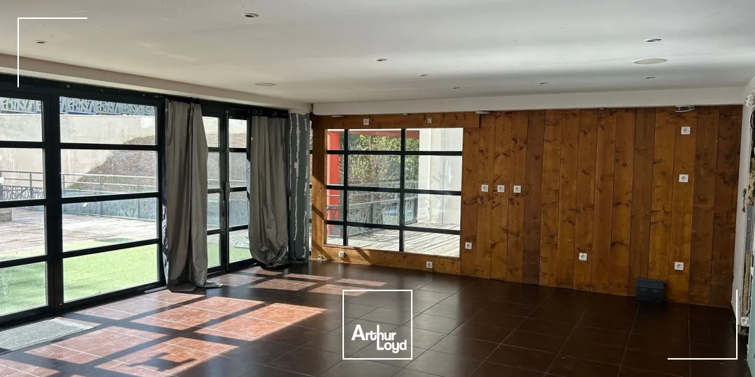 Locaux commerciaux - Location - NANTES - 44300 - 91.97-91.97 - 7916102