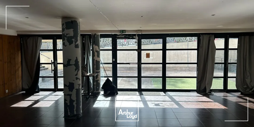 Locaux commerciaux - Location - NANTES - 44300 - 91.97-91.97 - 7916103