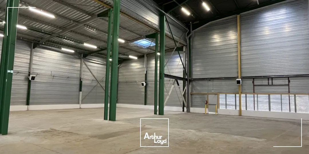 Locaux d'activité & Entrepôts - Location - VILLENEUVE LA GARENNE - 92390 - 969-969 - 7916346