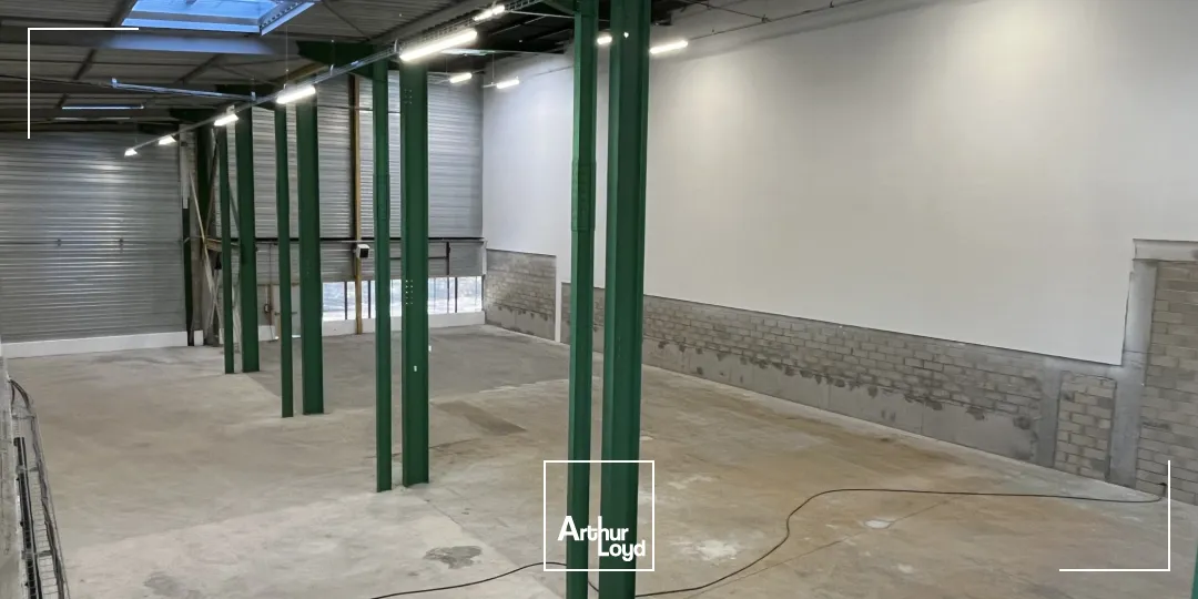 Locaux d'activité & Entrepôts - Location - VILLENEUVE LA GARENNE - 92390 - 969-969 - 7916345