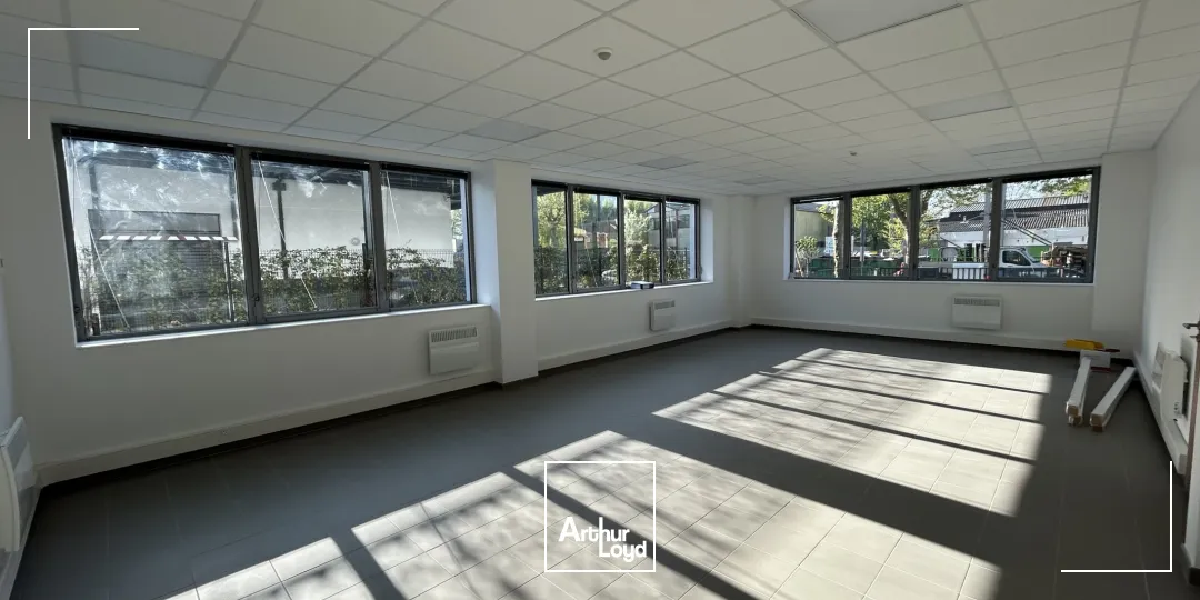 Locaux d'activité & Entrepôts - Location - VILLENEUVE LA GARENNE - 92390 - 969-969 - 7916348