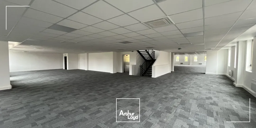 Locaux d'activité & Entrepôts - Location - GENNEVILLIERS - 92230 - 784-2270 - 7916472