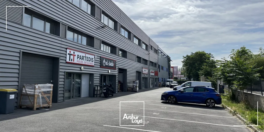 Locaux d'activité & Entrepôts - Location - VILLENEUVE LA GARENNE - 92390 - 2050-2050 - 7916480