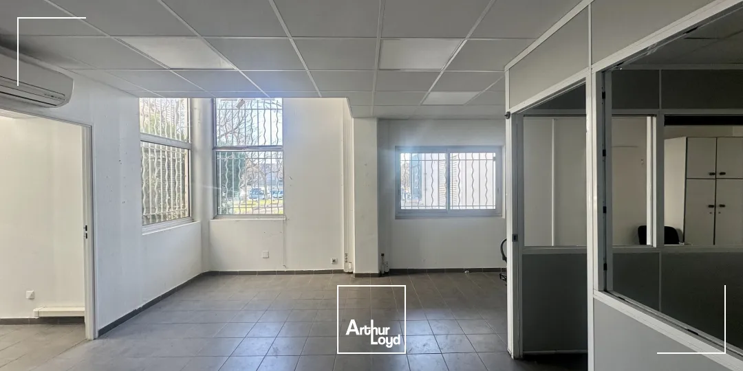 Locaux d'activité & Entrepôts - Location - VITROLLES - 13127 - 567-567 - 7917474