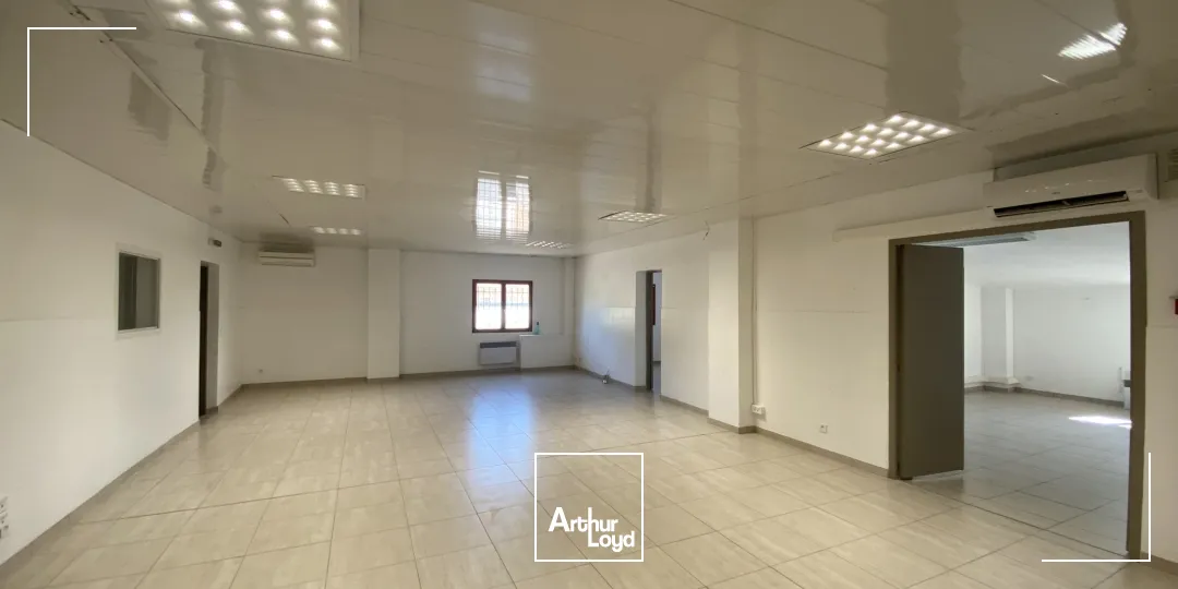 Locaux d'activité & Entrepôts - Location - SAINT VICTORET - 13730 - 540-540 - 7917480