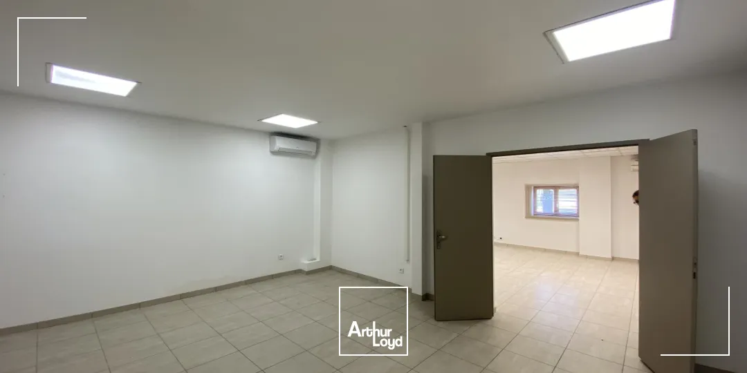 Locaux d'activité & Entrepôts - Location - SAINT VICTORET - 13730 - 540-540 - 7917485