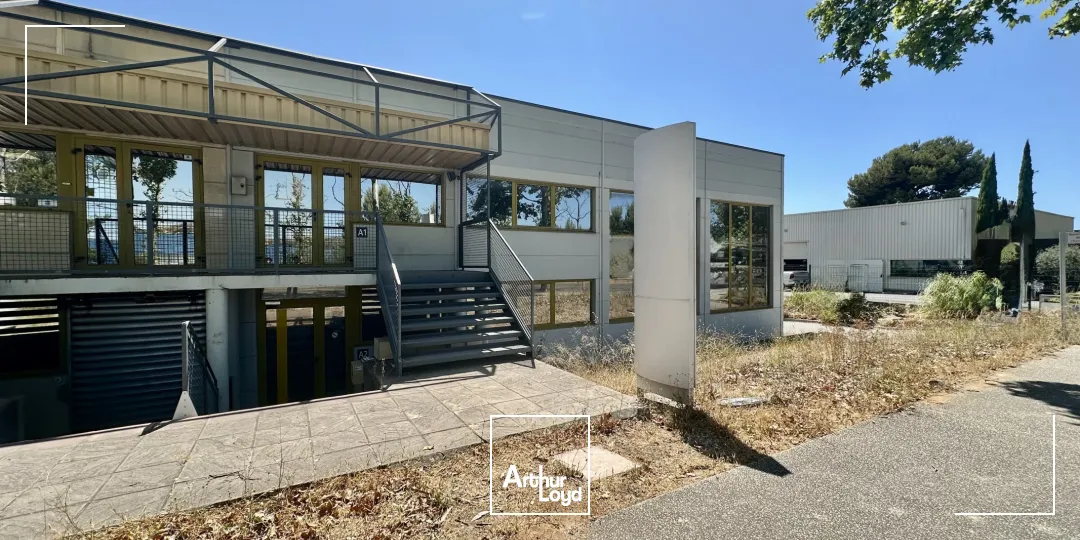 Locaux d'activité & Entrepôts - Location - VITROLLES - 13127 - 125-626 - 7917506