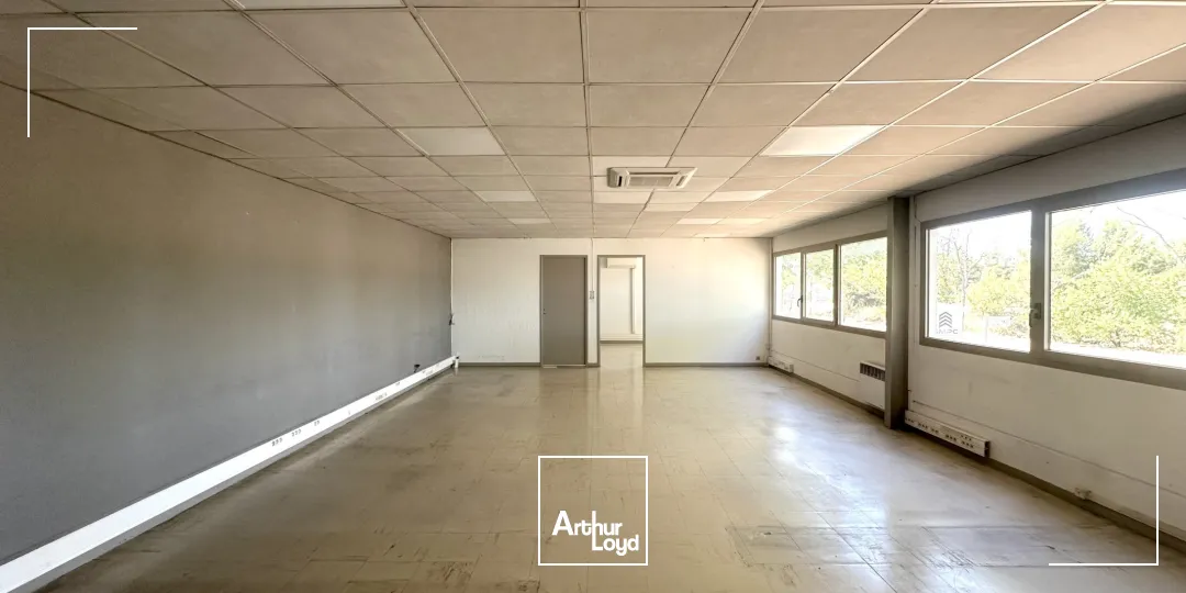 Locaux d'activité & Entrepôts - Location - VITROLLES - 13127 - 125-626 - 7917505