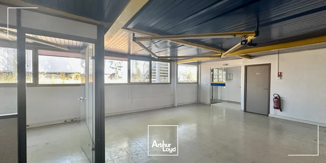Locaux d'activité & Entrepôts - Location - VITROLLES - 13127 - 125-626 - 7917500