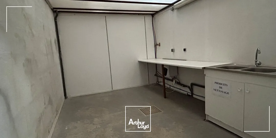 Locaux d'activité & Entrepôts - Location - PESSAC - 33600 - 400-400 - 7917703
