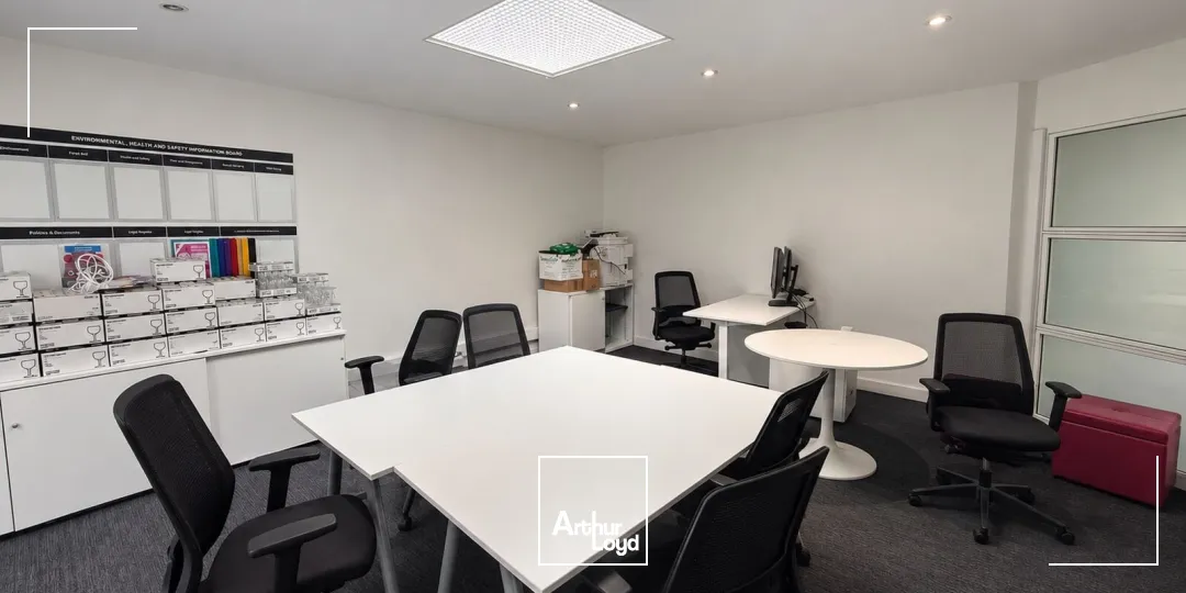 Locaux d'activité & Entrepôts - Location - SAINT HERBLAIN - 44800 - 1100-1100 - 7917844