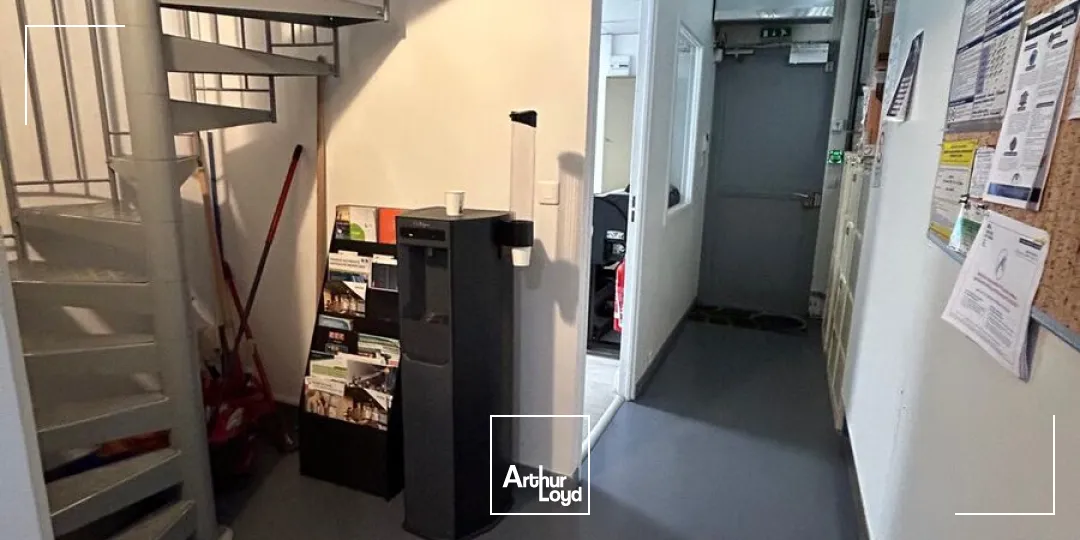 Locaux commerciaux - Location - JOUY LE MOUTIER - 95280 - 148-148 - 7917871