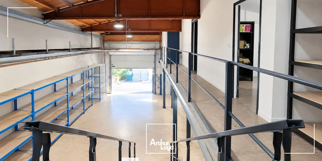 Locaux d'activité & Entrepôts - Vente - SAINT PRIEST - 69800 - 160-410 - 7918130