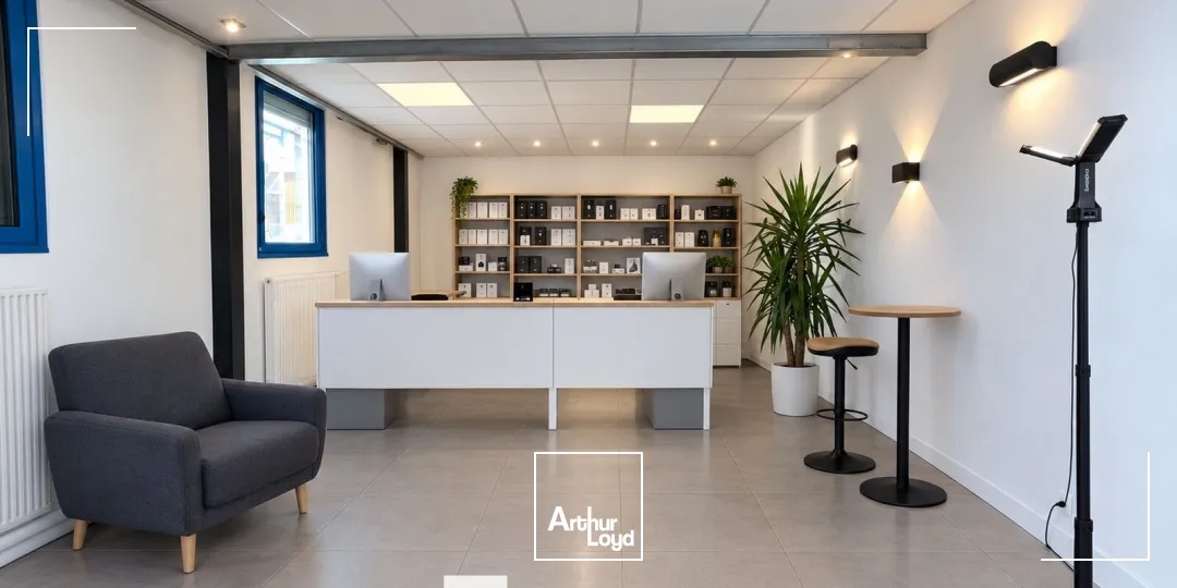 Locaux d'activité & Entrepôts - Vente - SAINT PRIEST - 69800 - 160-410 - 7918127