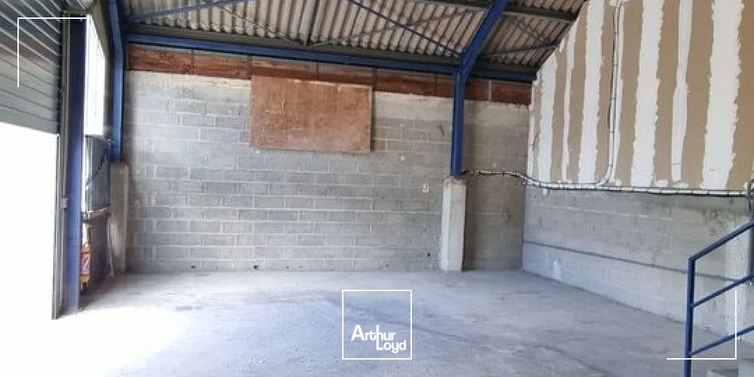 Locaux d'activité & Entrepôts - Location - POITIERS - 86000 - 70-70 - 7918344