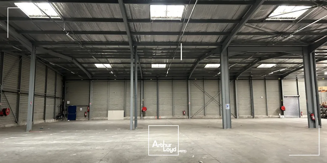 Locaux d'activité & Entrepôts - Location - AIX EN PROVENCE - 13290 - 2200-2200 - 7918524